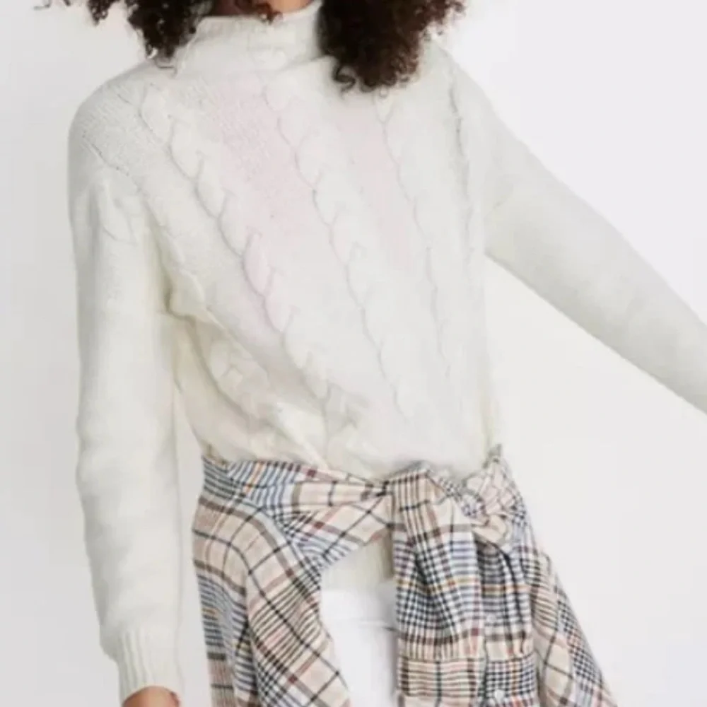Madewell Cozy Ivory Cream Cable Knit Mockneck Sweater Size Small - Picture 3 of 9